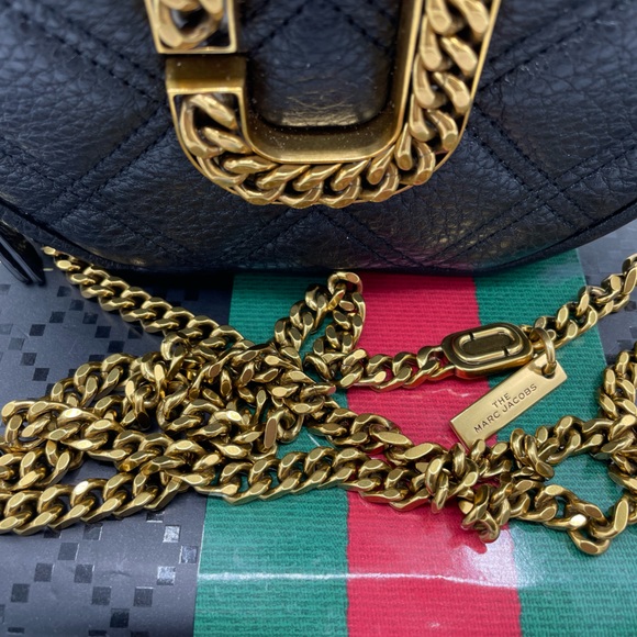 Marc Jacobs Round Leather Cross body bag - Picture 7 of 10